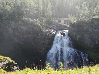 Hällingsåfallet.