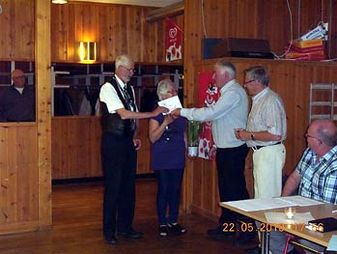 Värdparet, Åke och Viola avtackas