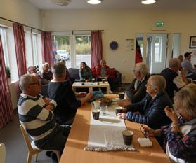 Samling och välkomstfika i lokalen
