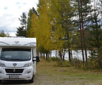 Vid älven, Österdalälven