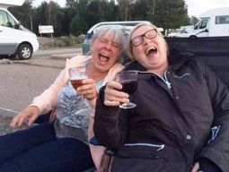 Delad 4e plats, Glada damer i Grängesberg av Agneta Rosén-Andersson N3