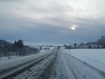 Ojämn väg mot Kramfors.