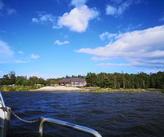 Snart tillbaka i hamn igen, passerade restaurangen